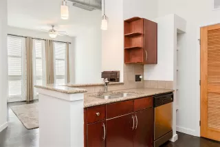 Photo #5: 21273492 Listing 
