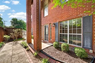 Photo #2: 21274391 Listing 