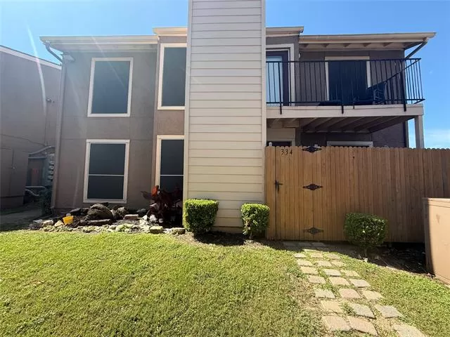 MLS: 21275601 Condo For Sale