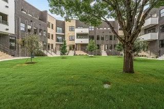 Photo #2: 21276663 Listing 