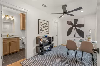 Photo #4: 21276663 Listing 