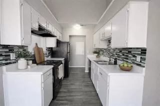 Photo #3: 21276971 Listing