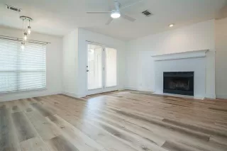 Photo #6: 21277633 Listing 