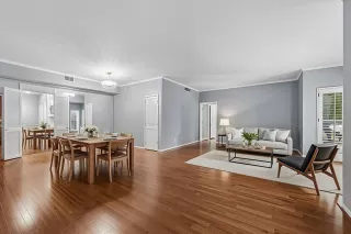 Photo #2: 21277922 Listing