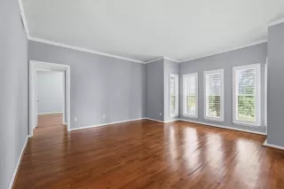 Photo #6: 21277922 Listing