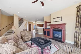 Photo #6: 21278720 Listing