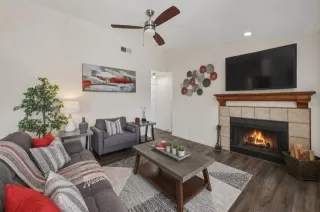 Photo #2: 21280210 Listing 