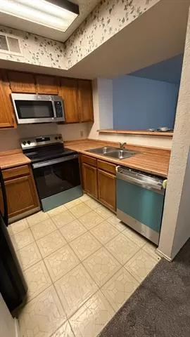MLS: 21280255 Condo For Sale