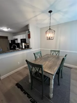 Photo #6: 21280462 Listing