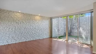 Photo #2: 21280502 Listing
