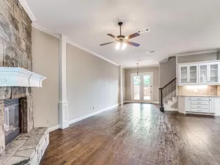 Photo #2: 21281565 Listing 