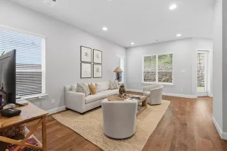 Photo #5: 21283023 Listing 