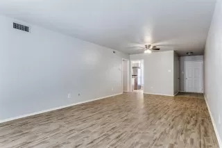 Photo #6: 21287215 Listing 