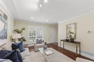 Photo #5: 21287269 Listing