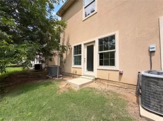 Photo #5: 21288087 Listing 