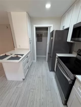 Photo #2: 21288282 Listing