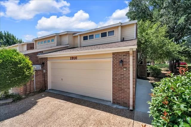 MLS: 21289967 Condo For Sale