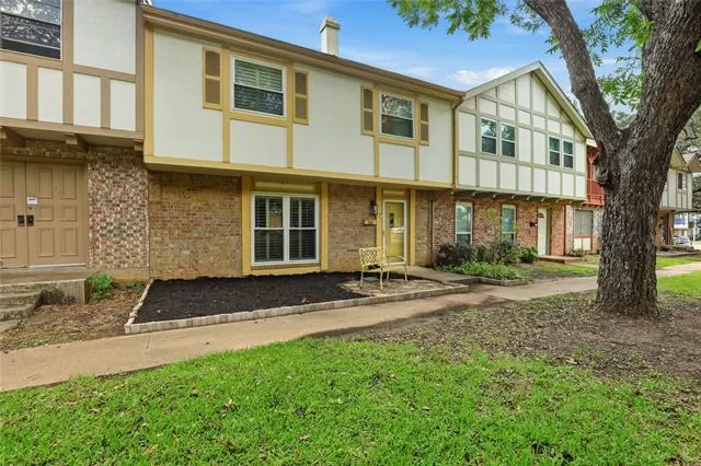 MLS: 21291026 Condo For Sale