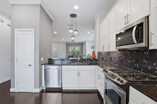 Photo #5: 21291355 Listing 