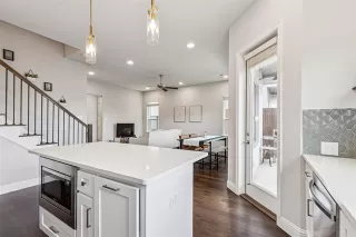 Photo #6: 21291439 Listing 