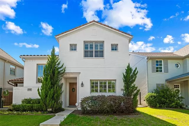 MLS: 21291971 Condo For Sale
