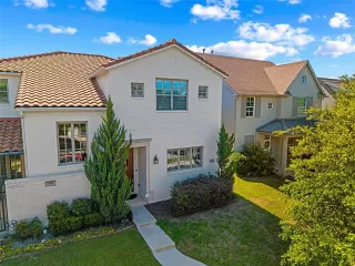 Photo #4: 21291971 Listing