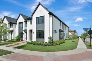 Photo #2: 21293193 Listing