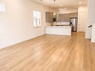 Photo #4: 21294488 Listing