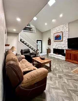 Photo #2: 21295888 Listing 