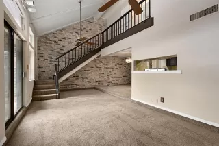 Photo #4: 21295930 Listing 
