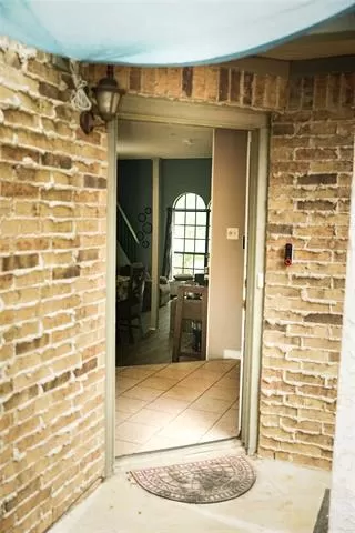 Photo #2: 21296234 Listing 