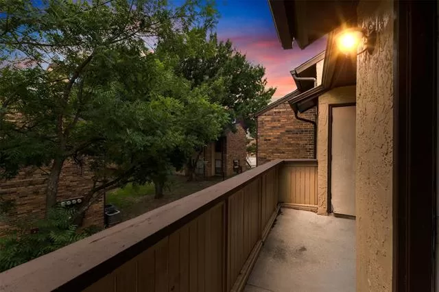 MLS: 21296558 Condo For Sale