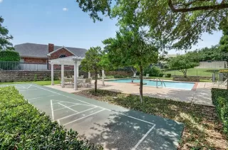 Photo #2: 21296731 Listing
