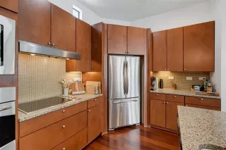 Photo #4: 21299582 Listing