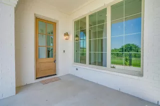 Photo #4: 21301362 Listing