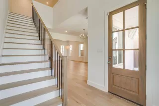 Photo #5: 21301362 Listing
