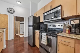 Photo #2: 21301363 Listing 