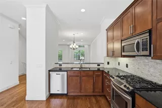 Primary Photo for MLS#: 21302250