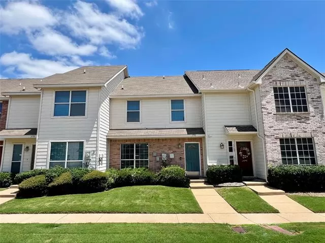 MLS: 21305737 Condo For Sale
