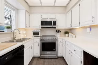 Photo #4: 21309267 Listing
