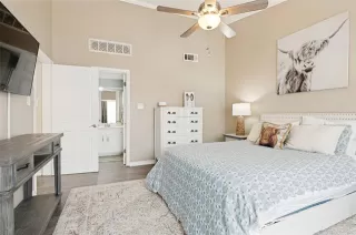 Photo #6: 21309267 Listing