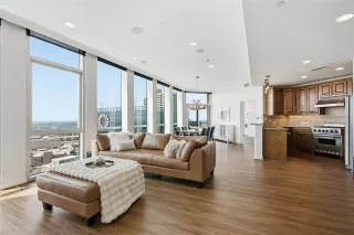 Photo #4: 21309382 Listing 