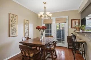 Photo #6: 21309597 Listing 