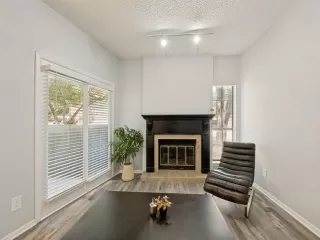 Photo #2: 21312568 Listing 