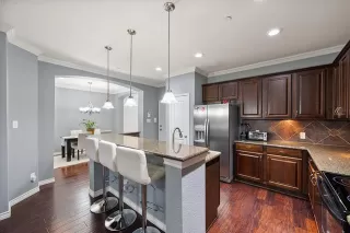 Photo #3: 21313959 Listing 