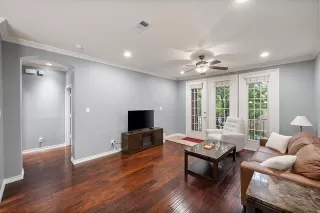 Photo #5: 21313959 Listing 