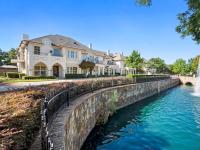 Browse active condo listings in VILLAS AT OAK POINTE