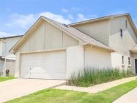 Browse active condo listings in LAKEVIEW TOWNHOUSE ESTATE