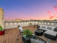 Browse active condo listings in MAGNOLIA GREEN