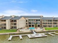 More Details about MLS # 20937460 : 401 E PEARL STREET #2105